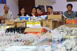 Phá đường dây sản xuất dụng cụ sử dụng ma túy quy mô lớn tại TPHCM