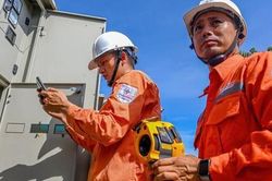 Công suất điện lập đỉnh mới, tiết kiệm điện trở thành yêu cầu cấp bách