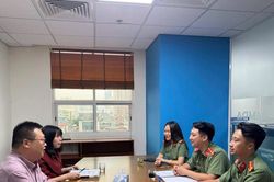 Xử phạt 2 cơ sở chưa thực hiện khai báo tạm trú cho người nước ngoài