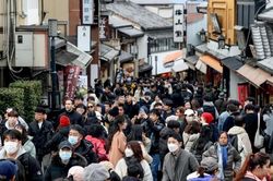 Vì sao Nhật Bản tăng phí xin visa gấp 5 lần?