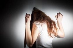Câu nói ám ảnh của bé gái 13 tuổi khiến chuyên gia tâm lý trăn trở