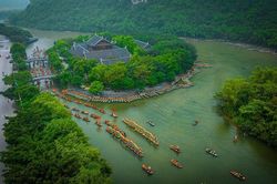 Quần thể danh thắng Tràng An được UNESCO ghi danh