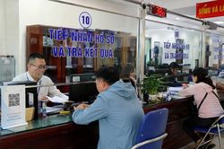 Đề xuất thay thế c&aacute;n bộ Một cửa c&oacute; mức độ h&agrave;i l&ograve;ng thấp