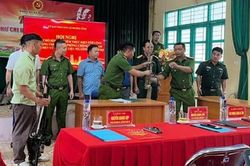 Điện Biên: Hiệu quả bước đầu từ mô hình 'Xã điểm thu hồi vũ khí, vật liệu nổ' tại Mường Tùng và Na Sang