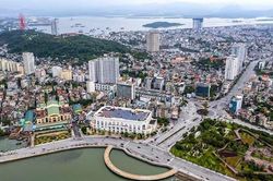 Quảng Ninh phấn đấu trở thành trung tâm dịch vụ, du lịch quốc tế