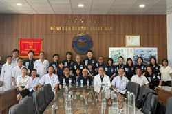 Chuyên gia Nhật Bản phẫu thuật đem lại nụ cười cho 15 bệnh nhân