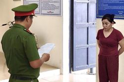 'Giao trứng cho ác'!