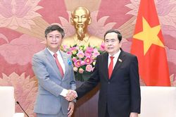 Quốc hội Việt Nam sẽ phối hợp chặt chẽ với cơ quan lập pháp Ấn Độ
