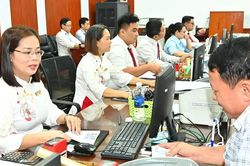 TPHCM tiếp tục tinh giản bi&ecirc;n chế 5%-10% giai đoạn 2027-2031