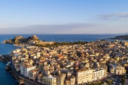 Corfu- hòn đảo nơi Venice, Pháp và Anh cùng để lại dấu ấn kiến trúc