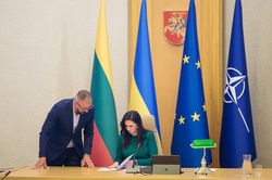 Nội các Lithuania đồng loạt từ nhiệm, Thủ tướng Ruginienė khép lại nhiệm kỳ đầy sóng gió