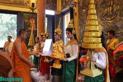 Rộn ràng nghi thức rước Tê-va-đa của đồng bào Khmer Nam Bộ