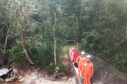 Đem ánh sáng về nóc Măng Dí giữa đại ngàn