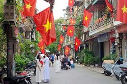 Người tham gia cấp ủy chi bộ th&ocirc;n, tổ d&acirc;n phố kh&ocirc;ng được qu&aacute; 65 tuổi