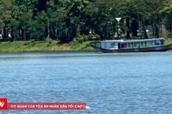Phát hiện thi thể người đàn ông nổi trên sông Hương
