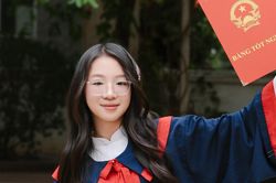 Nữ sinh Hà Nội trúng tuyển 5 nguyện vọng lớp 10 chuyên của các trường nức tiếng