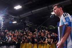Lời thú nhận bất ngờ của Messi sau khi sút hỏng 11m cho Argentina