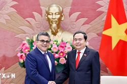 Chủ tịch Quốc hội Trần Thanh Mẫn tiếp Đại sứ Palestine tại Việt Nam