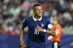 Mbappe chạm cột mốc mới trong sự nghiệp