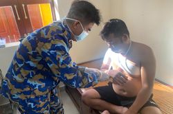 Nhà giàn DK1/10 kịp thời cấp cứu ngư dân bị tai nạn trên biển