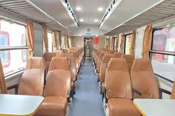 Đường sắt Việt Nam vận hành tàu đưa đón y, bác sĩ đến Bệnh viện Bạch Mai cơ sở 2