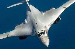 Nga điều oanh tạc cơ hiện đại nhất đến sát các vùng lãnh thổ Bắc Cực của NATO