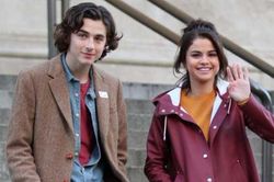 Timotheé Chalamet và Selena Gomez tái hợp trong phim hoạt hình khoa học viễn tưởng