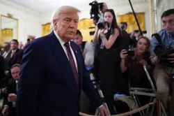 Ông Trump cảnh báo sẽ sử dụng biện pháp mạnh đối với Iran