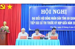 Đại biểu HĐND tỉnh An Giang tiếp x&uacute;c cử tri x&atilde; Ph&uacute; T&acirc;n