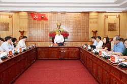 Mặt trận Tổ quốc cần tiếp tục đổi mới nội dung, phương thức hoạt động, ph&aacute;t huy khối đại đo&agrave;n kết to&agrave;n d&acirc;n