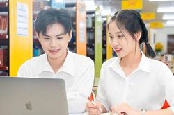 Ng&agrave;y c&oacute; điểm thi tốt nghiệp THPT cận kề: Gợi &yacute; 5 m&oacute;n qu&agrave; c&ocirc;ng nghệ tiếp sức t&acirc;n sinh vi&ecirc;n