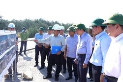 Tăng tốc triển khai các dự án giao thông trọng điểm