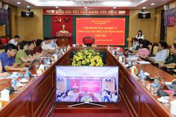 Tiếp tục nâng cao nghiệp vụ công tác tổ chức xây dựng Đảng
