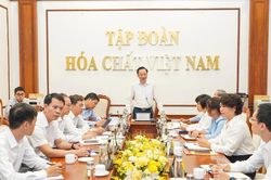 Vinachem: Đánh giá giai đoạn 1 nghiên cứu chuỗi giá trị bán dẫn, triển khai giai đoạn 2 về đất hiếm