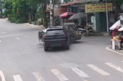 Lao qua ngã tư không giảm tốc, ô tô con hất văng xe tải