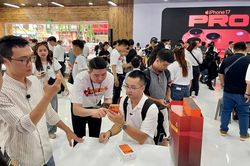 iPhone đời cũ giảm sâu, nhiều mẫu lập đáy giá mới