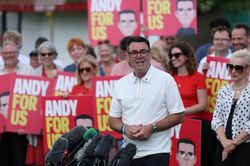 Andy Burnham, lời giải mới của Công đảng Anh?