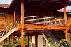Đã mắt với khu vườn tại nhà sàn bạc tỷ của Mạc Văn Khoa ở quê, có quả tuổi thơ làm nhiều người thích thú