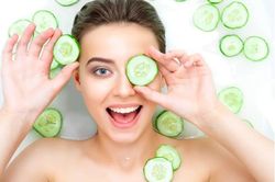 5 loại củ quả rẻ tiền trong bếp nhưng là 'cứu tinh' cho da khô: Cấp ẩm tự nhiên, giúp da mềm mịn thấy rõ