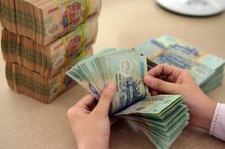 Công đoàn đề xuất 2 phương án tăng lương tối thiểu vùng từ 2027