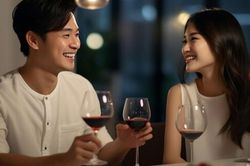 Cứ xuất hiện l&agrave; nổi bật: Top cung ho&agrave;ng đạo nữ được đ&agrave;n &ocirc;ng săn đ&oacute;n nhất