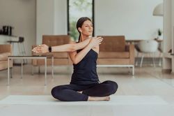 Tập yoga mỗi ngày có tốt hơn tập 3 buổi/tuần?