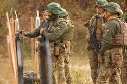 Hành trình CIA giúp Ukraine xây dựng mạng lưới săn tìm mục tiêu Nga