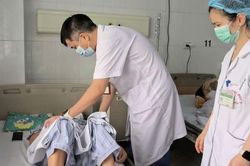 Chuyên gia cảnh báo 'sốt xuất huyết không còn thuần túy theo mùa'