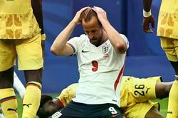 Harry Kane vô duyên, tuyển Anh bất lực trước Ghana