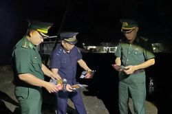 Tinh vi thủ đoạn buôn lậu: Thả hàng hóa trôi sông từ Trung Quốc về Việt Nam