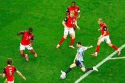 Messi tuổi 39 v&agrave; sức n&oacute;ng cuộc đua Chiếc gi&agrave;y v&agrave;ng World Cup 2026