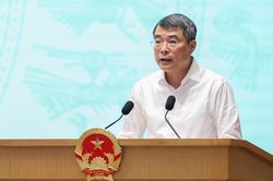 Thủ tướng: Khẩn trương trình cơ chế đột phá giao ngân sách, giao thẩm quyền phát triển khoa học công nghệ