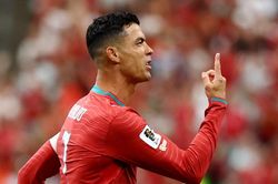 Kỷ lục vô tiền khoáng hậu của Ronaldo