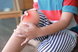 Vì sao trẻ ăn nhiều đồ bổ vẫn bị thiếu canxi?